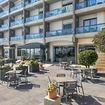 Ax Sunny Coast & Apartmanhotel