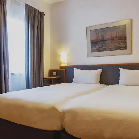 Ax Sunny Coast & 4* St. Paul's Bay