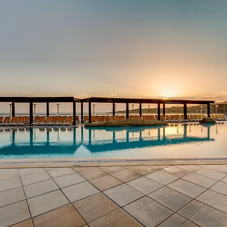 Lägenhetshotell Ax Sunny Coast & 4*