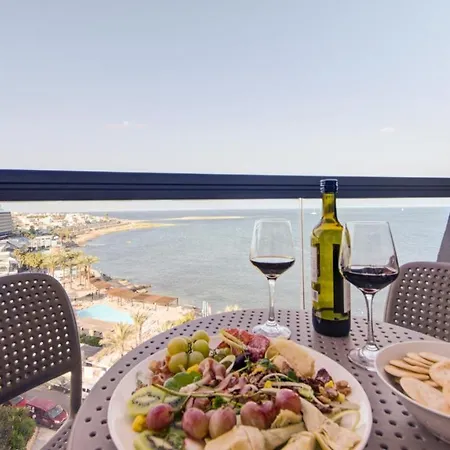 Ax Sunny Coast & St Paul's Bay