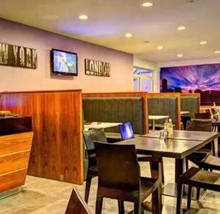 Apartahotel Ax Sunny Coast & St Paul's Bay