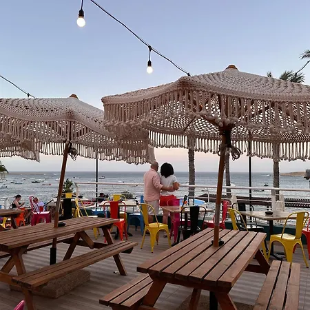 Ax Sunny Coast & Ξενοδοχείο με διαμερίσματα Σεντ Πόλς Μπέι