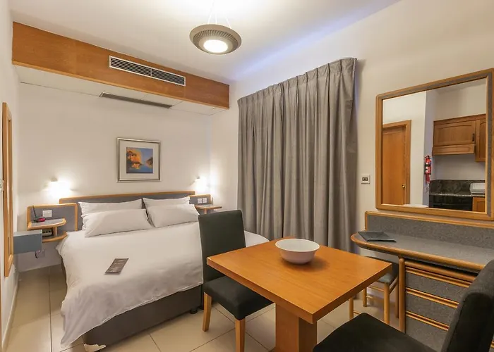 Ax Sunny Coast & St. Paul's Bay