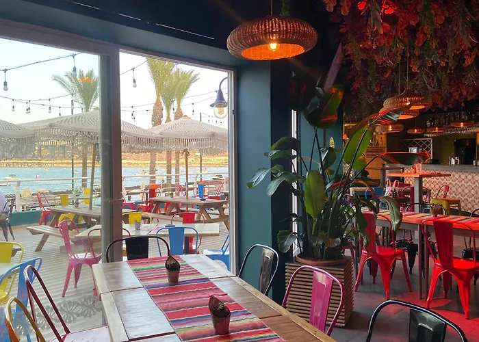 Ax Sunny Coast & Aparthotel 4*