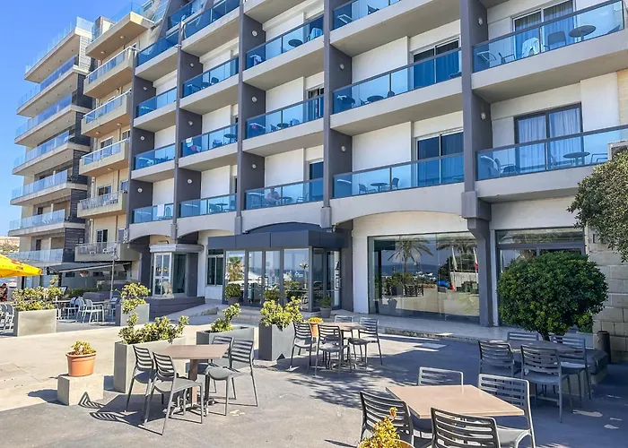 Ax Sunny Coast & 4* St. Paul's Bay