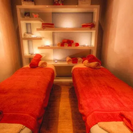 Aparthotel Ax Sunny Coast & 4*
