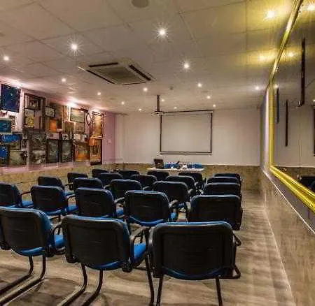 Ax Sunny Coast & Aparthotel 4*