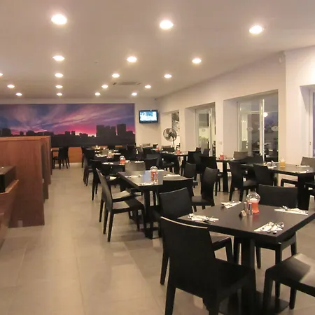 Ax Sunny Coast & St. Paul's Bay