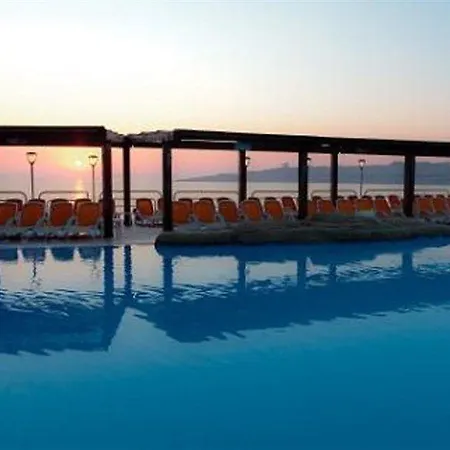 Ax Sunny Coast & 4*