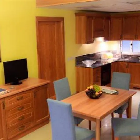 Ax Sunny Coast & Aparthotel 4*
