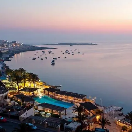 Ax Sunny Coast & Aparthotel