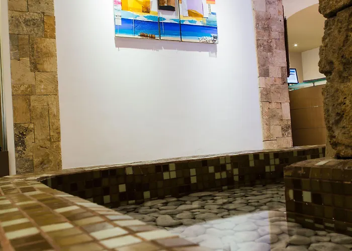 Ax Sunny Coast & Apart Otel 4*